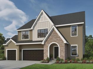 1717 Hammock LANE, Oconomowoc, WI 53066