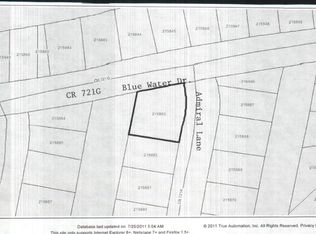 103 Admiral Ln, Freeport, TX 77541