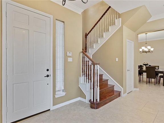 5th image of 3829 Stockport Dr