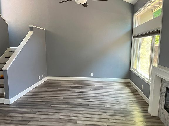 4th image of 85 Cassia Dr