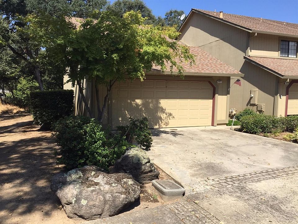 1st image of 4977 King Arthur Pl