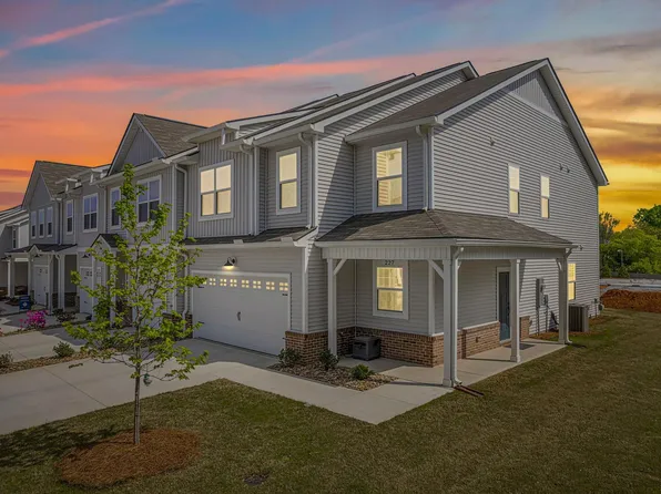 227 Crimson Tree Ct, Greenville, SC 29607