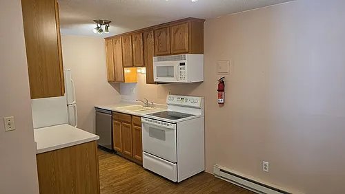 80 Damon Rd #7208 Photo 1