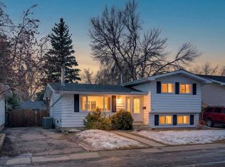 127 N Lynnview Way SE, Calgary, AB T2C1T4