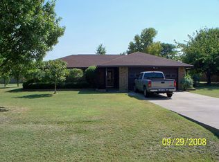 105 Spring Hill Rd, Red Oak, TX 75154