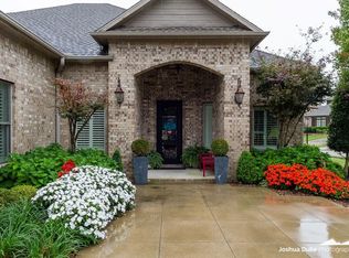 5394 Cordell Dr, Fayetteville, AR 72704