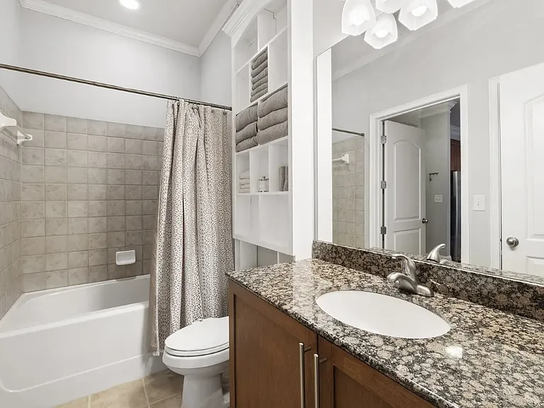 1055 Piedmont Ave NE #205 — Photo 7