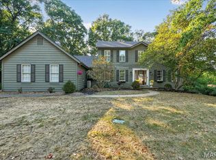 525 Black Canyon Ct, Ballwin, MO
