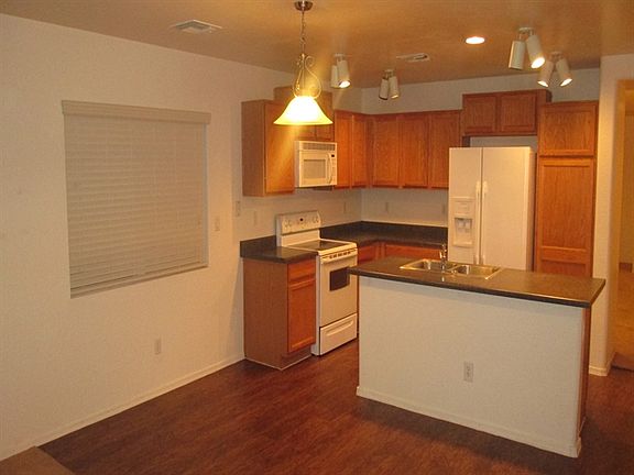 5th image of 10544 N 116th Ln