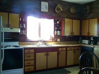 2nd image of 12374 Township Road 215