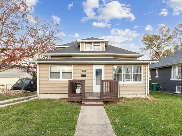 104 Seeser St, Joliet, IL 60436