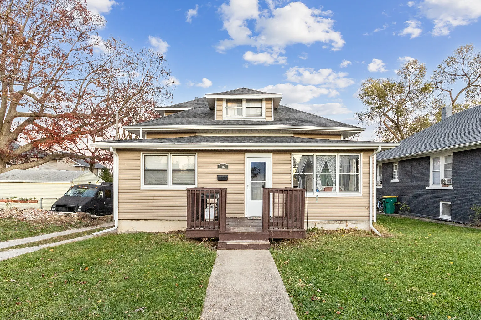 104 Seeser St photo 1