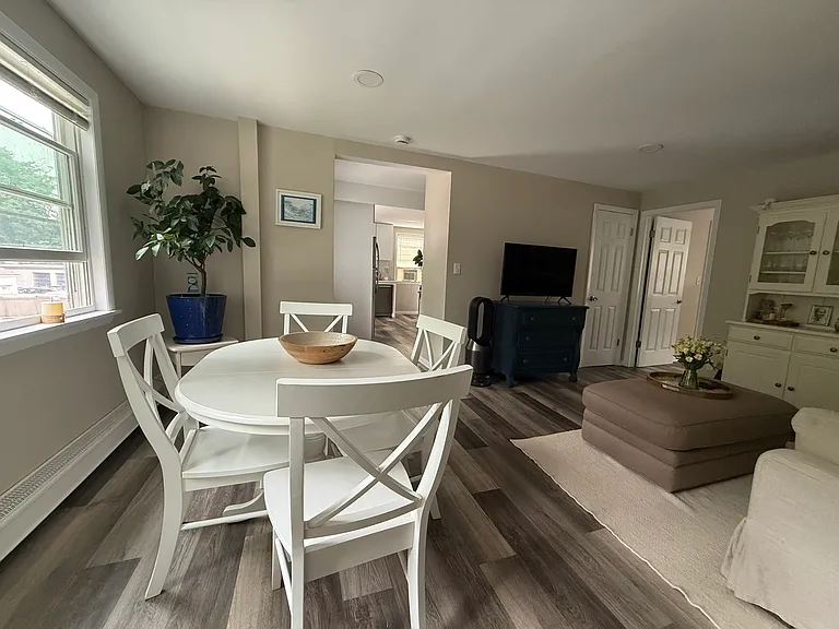 37 Edgemont Rd #2A — Photo 6