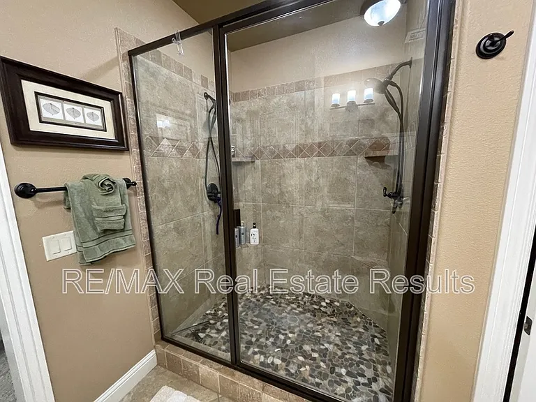 2502 SW Hind Ln — Photo 10