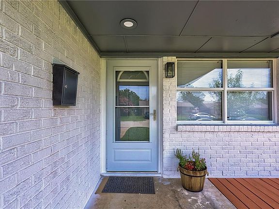 5th image of 740 N Bristow Ave