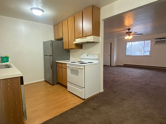 2nd image of 7400 Crosscreek Dr #7400