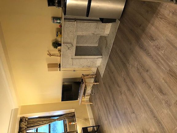 3rd image of 254 E 74th St APT 4