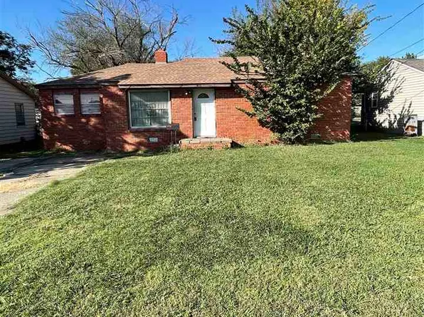 1413 Crawford Ave, Ponca City, OK 74604