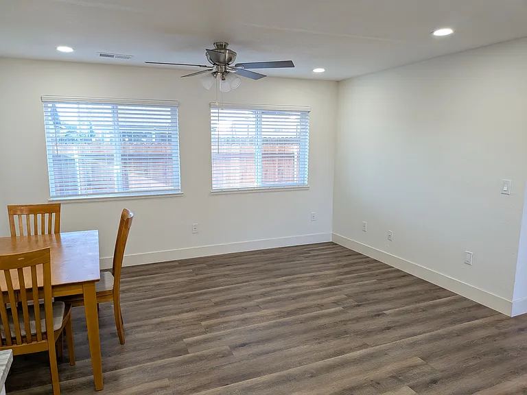 3143 Stern Way — Photo 5