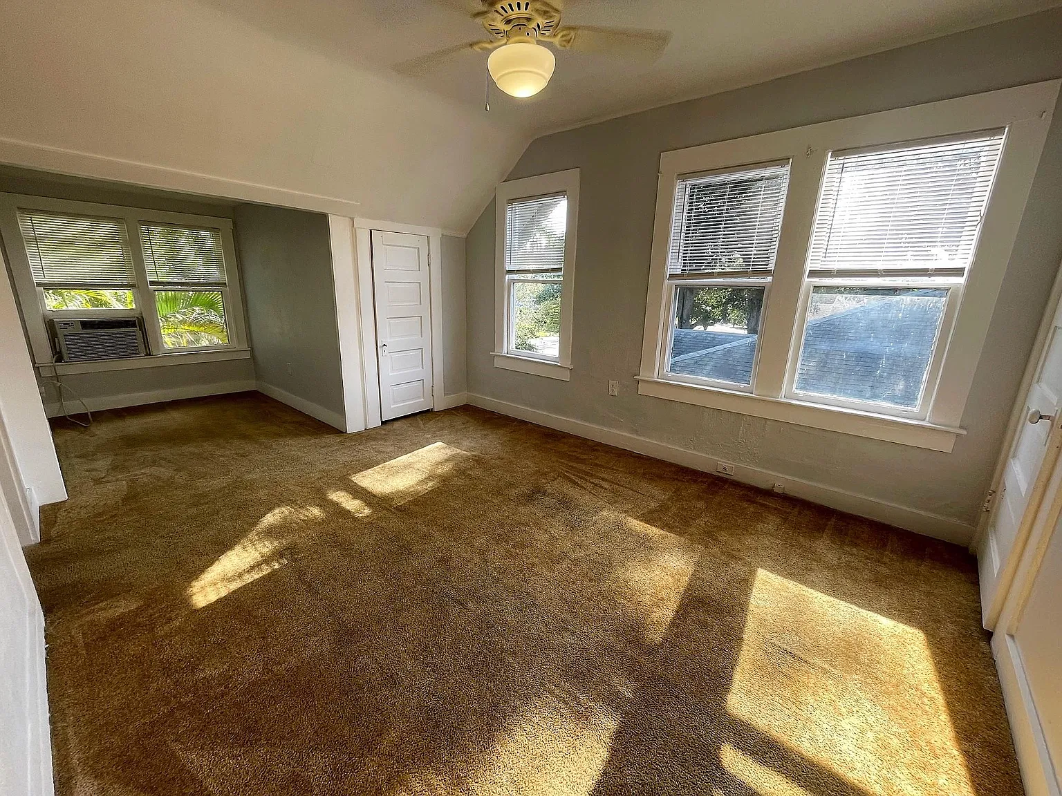 1 bed, 600 sqft, $1,375 — Photo 3