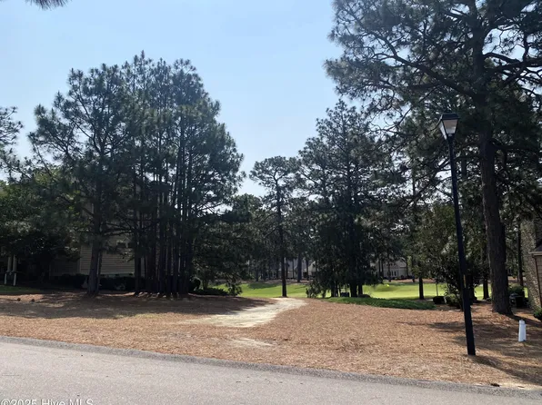 130 Cochrane Castle Circle, Pinehurst, NC 28374