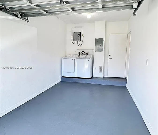 8337 NW 142nd St — Photo 31