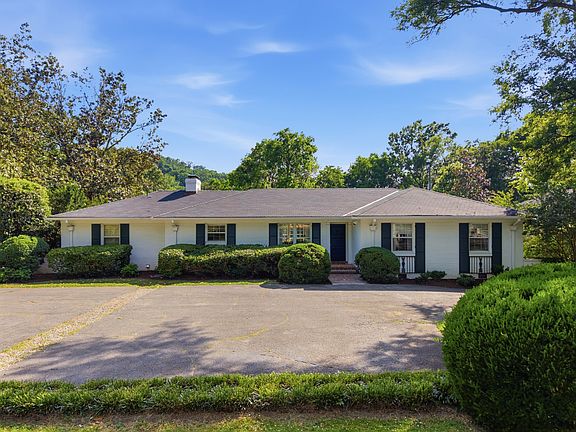 2nd image of 2709 Tyne Blvd