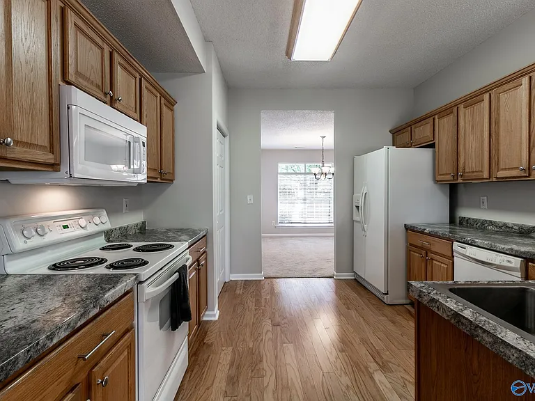 114 Clover Ridge Dr — Photo 14