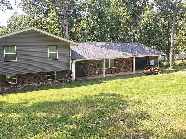9745 E Cottonwood Ln, Bloomsdale, MO 63627