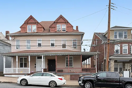 137 N 7th St Photo 1