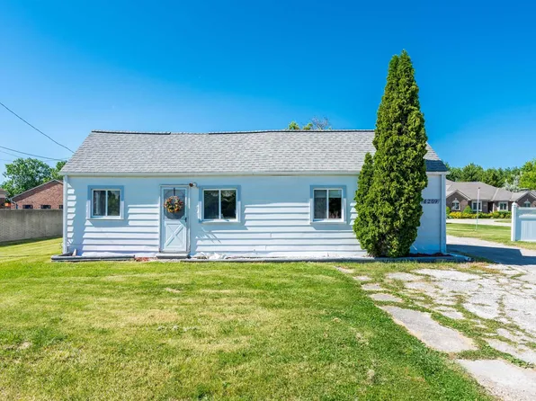 4209 Seventeen Mile Rd, Sterling Heights, MI 48310