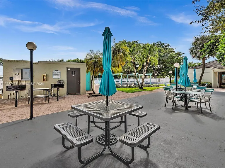 3300 W Rolling Hills Cir #509 — Photo 23