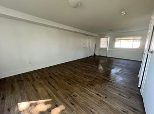 11 Coronet Ln, Plainview, NY 11803