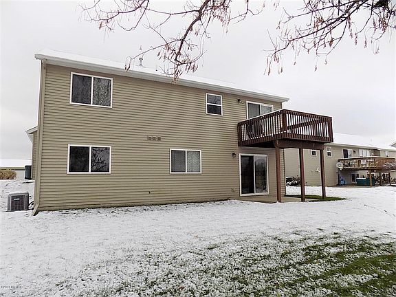 3rd image of 5291 Windfield Dr