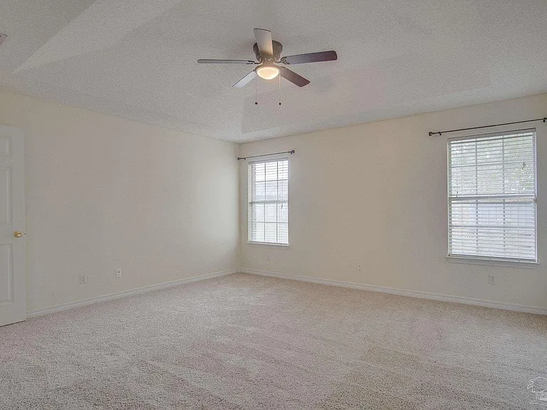 3012 Classic Dr — Photo 15