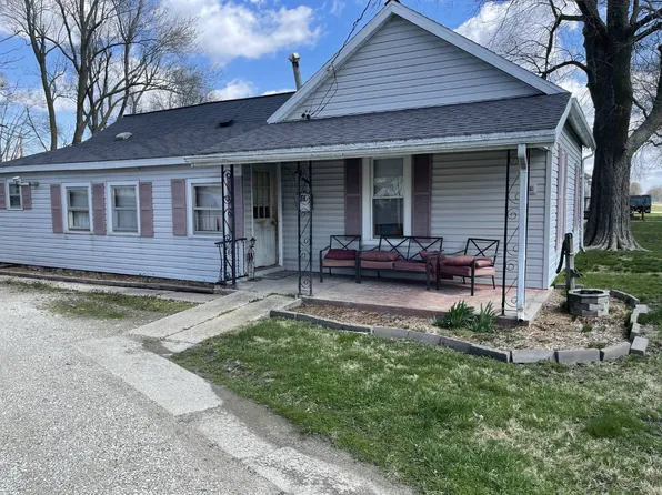 130 Pittsfield St, Milton, IL 62352