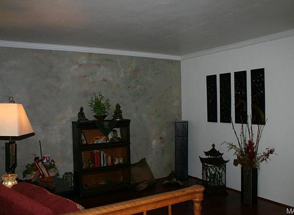 2nd image of 8009 Troost St