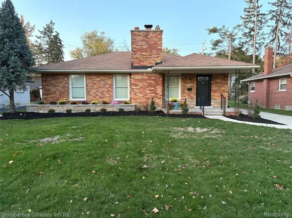 17330 Beverly Rd, Beverly Hills, MI 48025