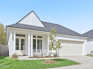 128 Jagged Grove Ln, Youngsville, LA 70592