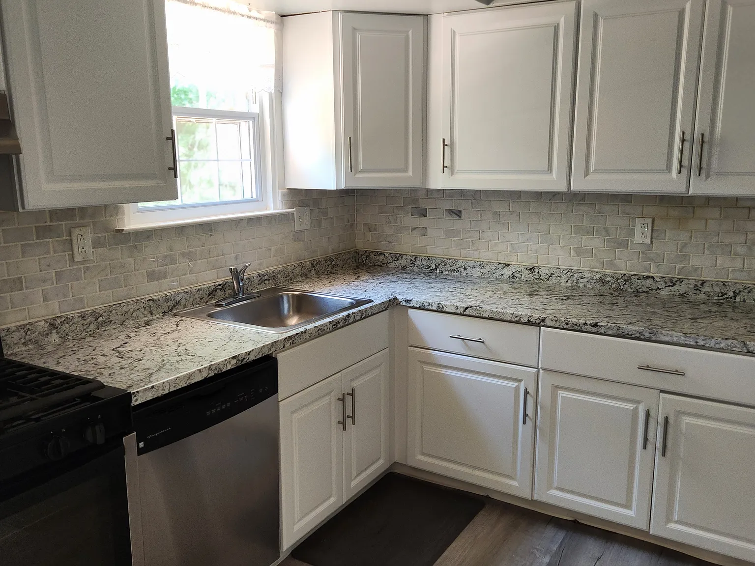 4556 Winding Brook Dr — Photo 4