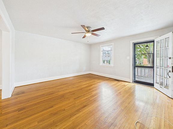 5th image of 3543 Grove Ave APT B