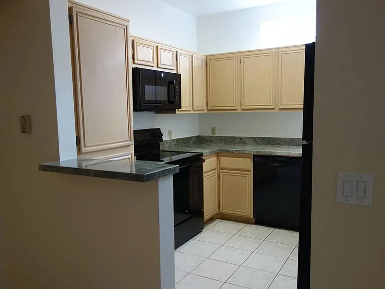 18585 Caminito Pasadero #427 — Photo 4