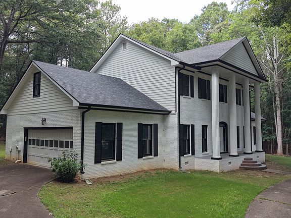 2nd image of 275 Allie Dr