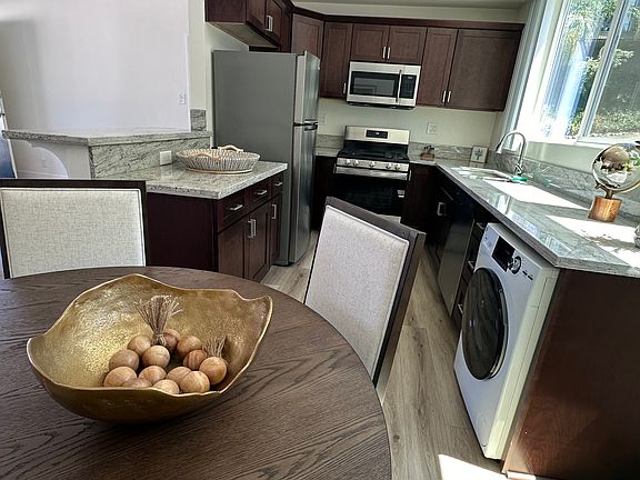 4th image of 3620 Fredonia Dr APT 1