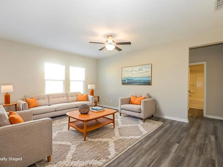 3964 Kendrick Cir — Photo 4