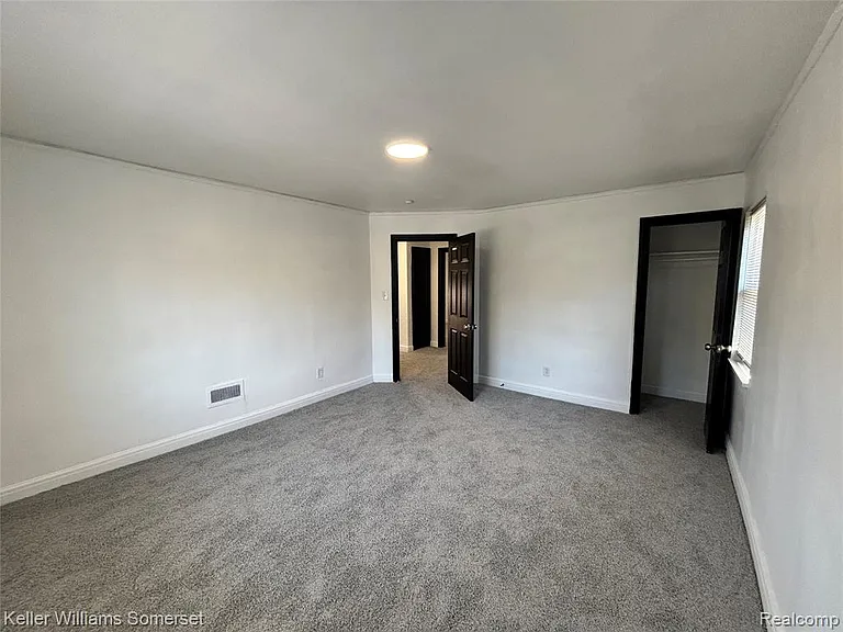 14800 Woodmont Ave — Photo 13