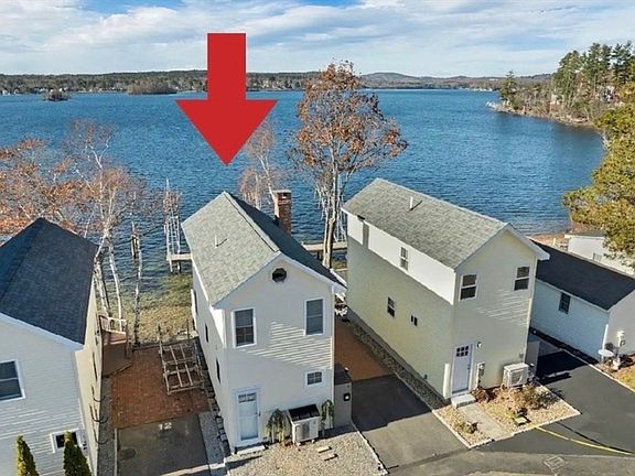 3rd image of 144 Lake St #11