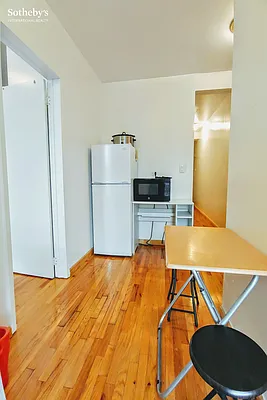 Rented by Sotheby's International Realty | media 14