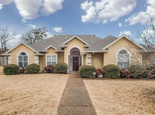 1621 Valley View St, Van Buren, AR 72956