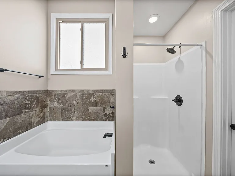 3469 Bradfield Dr — Photo 23